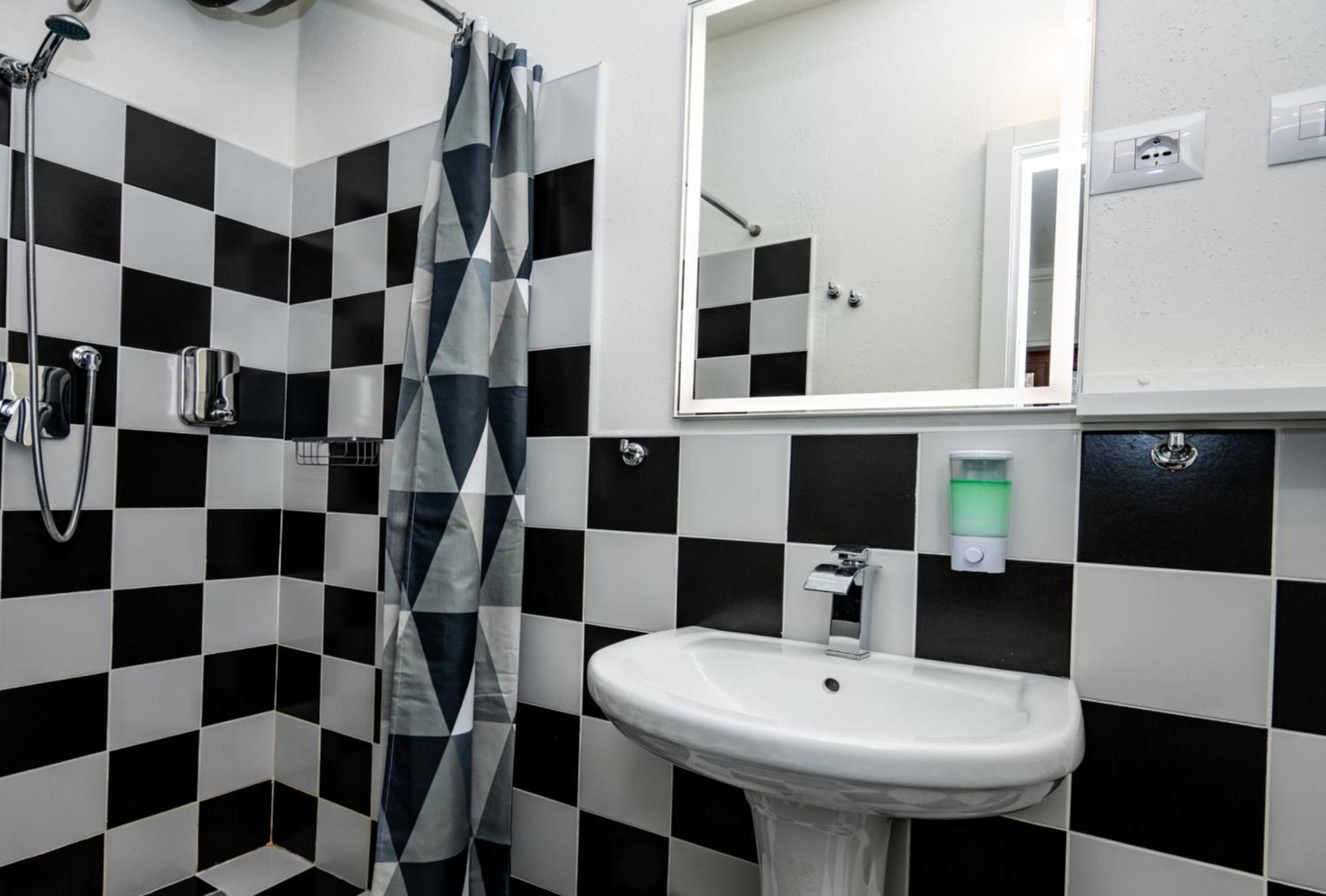 Con Bagno Privato 01 * Milán